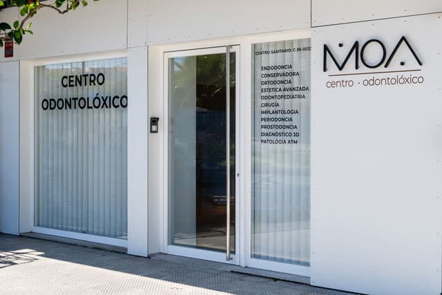 ¿Necesitas una cita con nuestros dentistas?